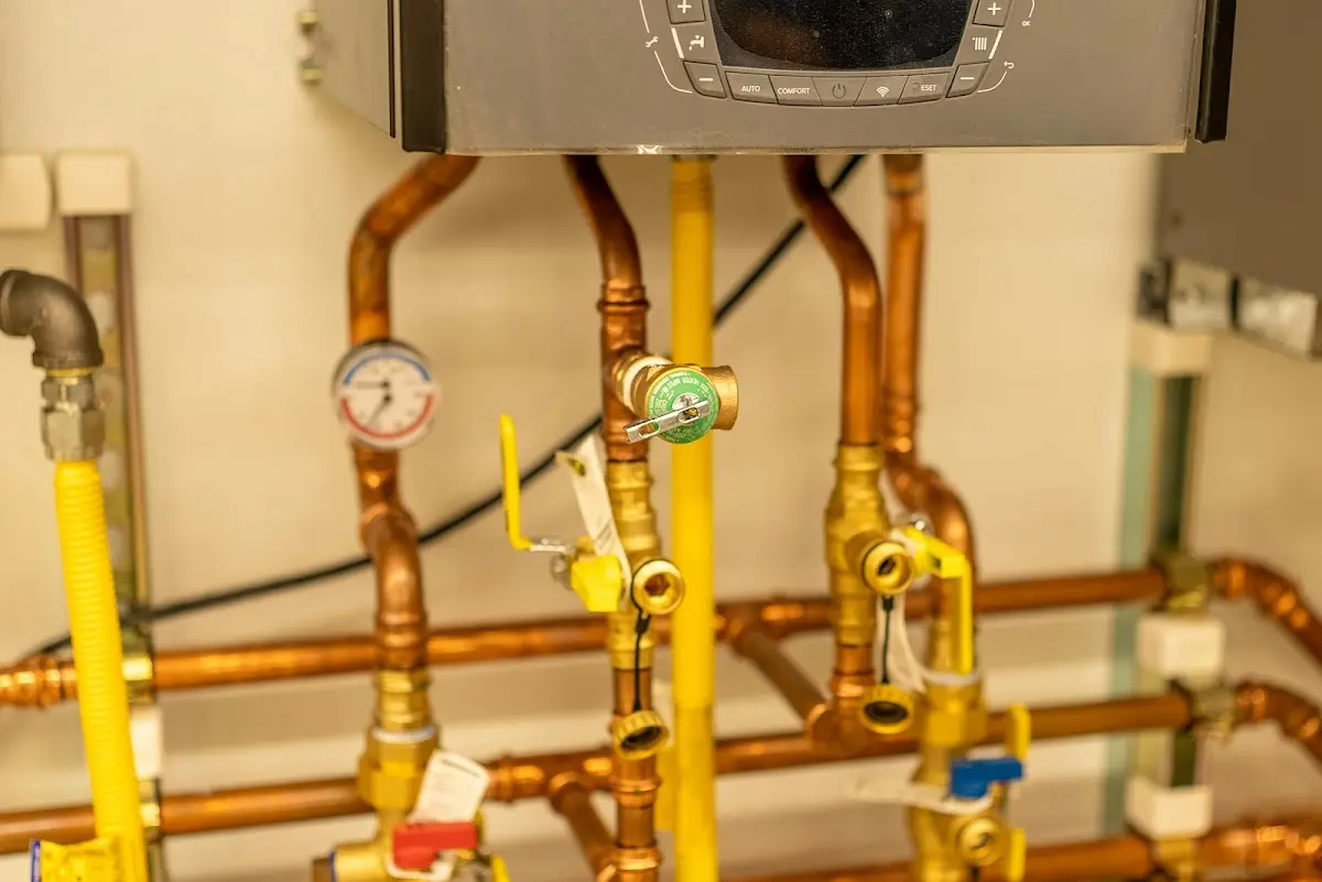 Licensed technician providing Slab Leak Repair for a homeowner in River Ridge